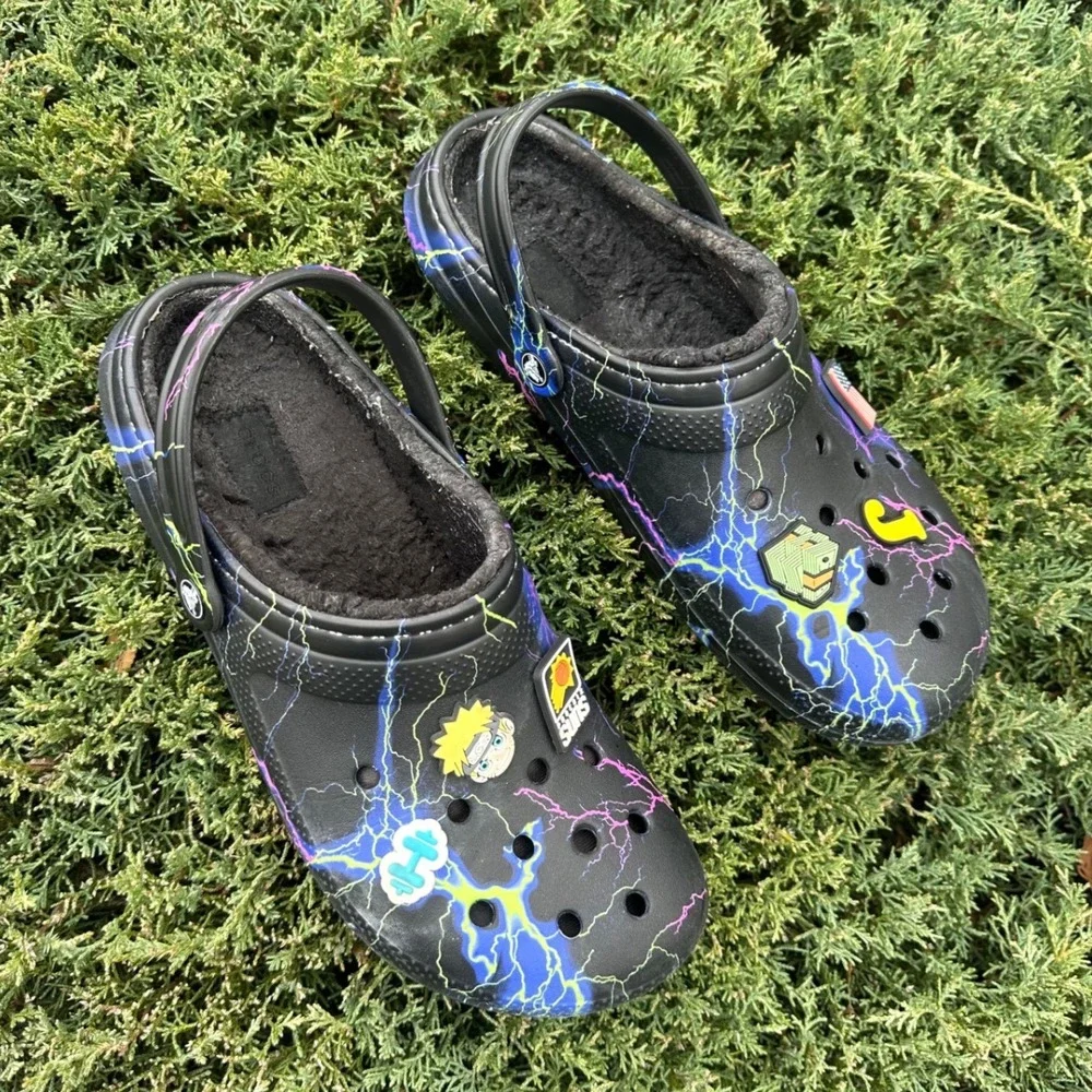 Crocs Bistro Graphic‎ Slip Resistant Work Clogs Size M11 Black Lightning Bolts